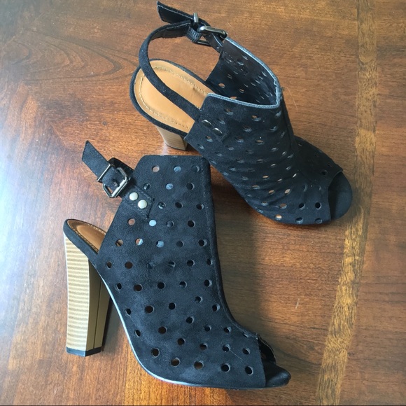 🔥Shoe Republic LA Peep Toe Heels 🔥 - Picture 2 of 7